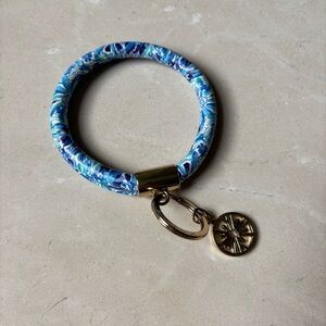 Lilly Pulitzer Blue and White Round Wristlet Keychain with Gold Charm